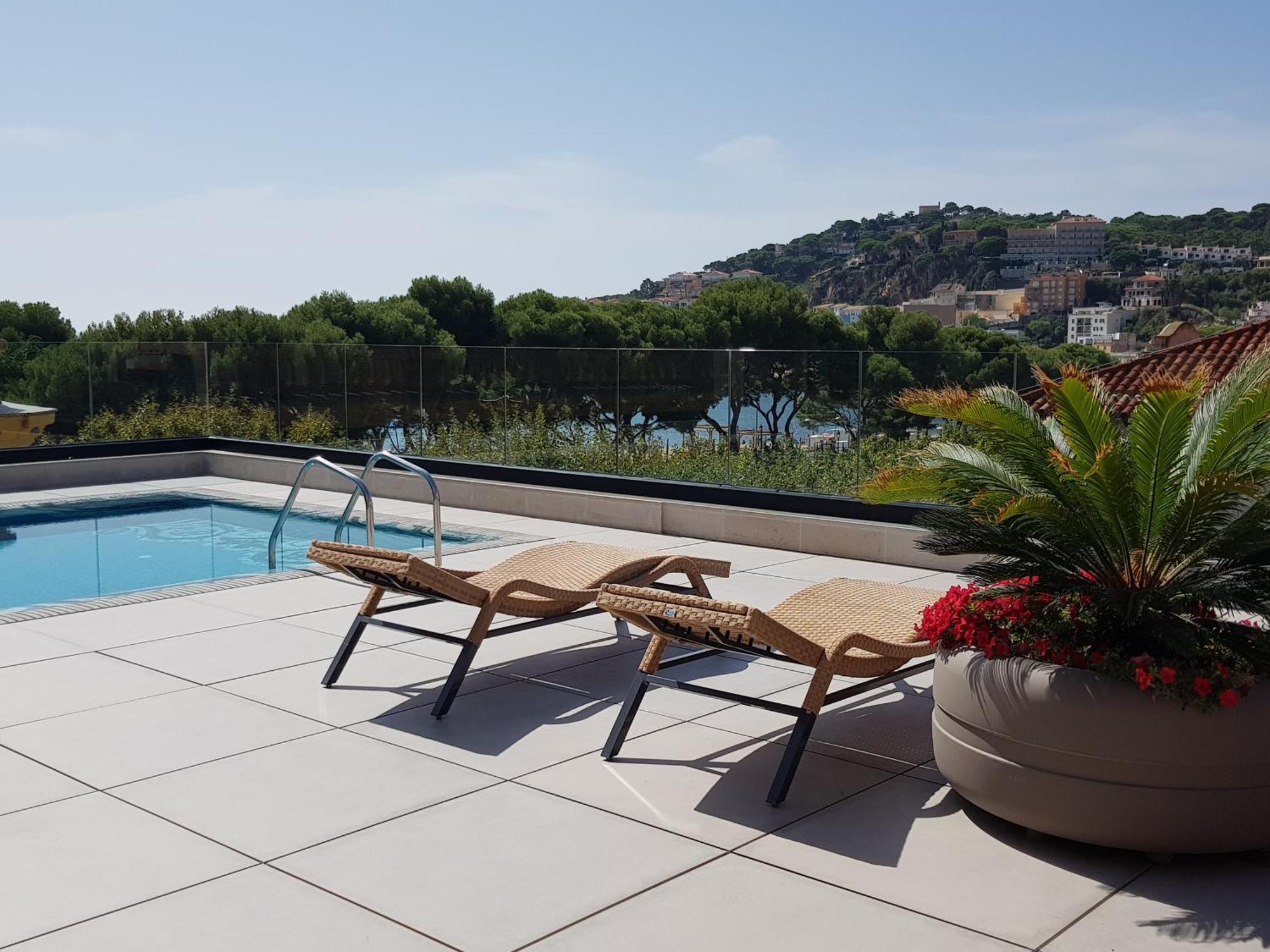 Boutique Hotel Elke Spa Superior Sant Feliu de Guixols Exterior photo